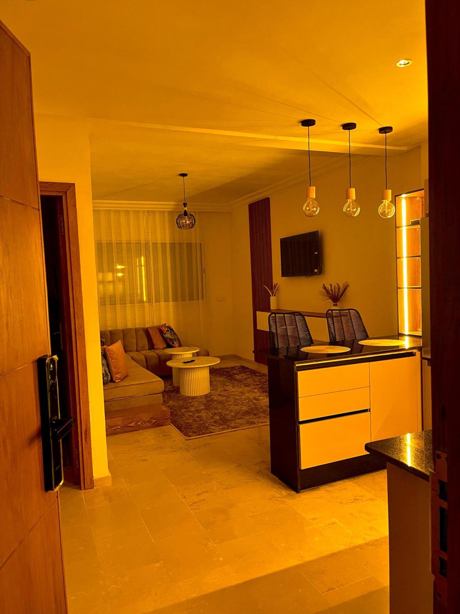 Elegant Appartement Avec Un Acces Piscine Jardin Parking Sous-Sol Et Wifi Haut Debit Fibre Optique Танжер Экстерьер фото
