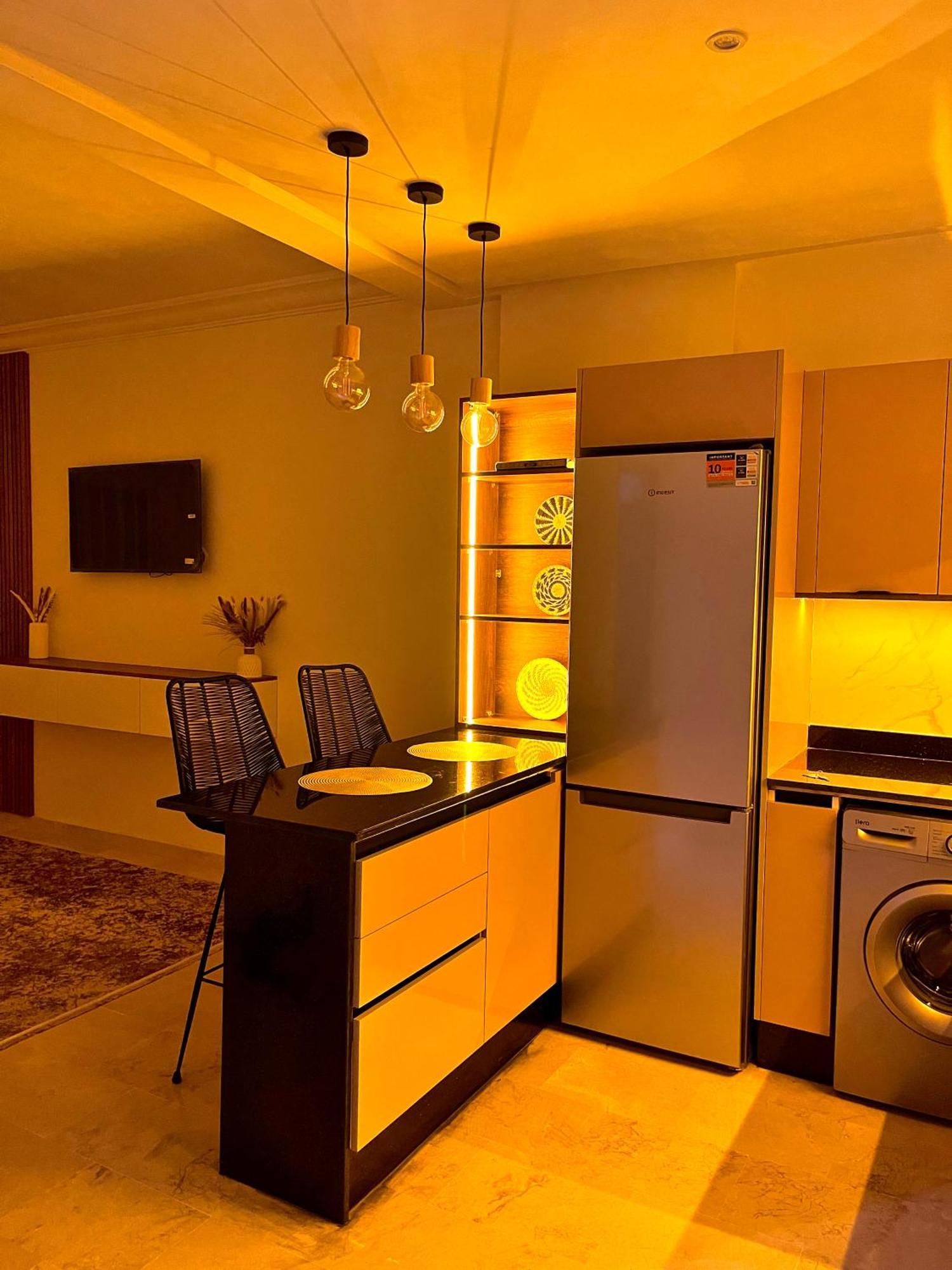 Elegant Appartement Avec Un Acces Piscine Jardin Parking Sous-Sol Et Wifi Haut Debit Fibre Optique Танжер Экстерьер фото